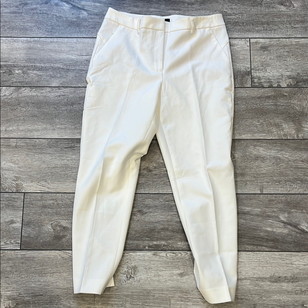 White House Black Market Cropped White Ankle Pants